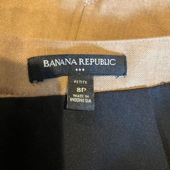 Banana Republic "Linen Look" Skirt Camel Mini Back Zip Fully Lined size 8P - Picture 6 of 8